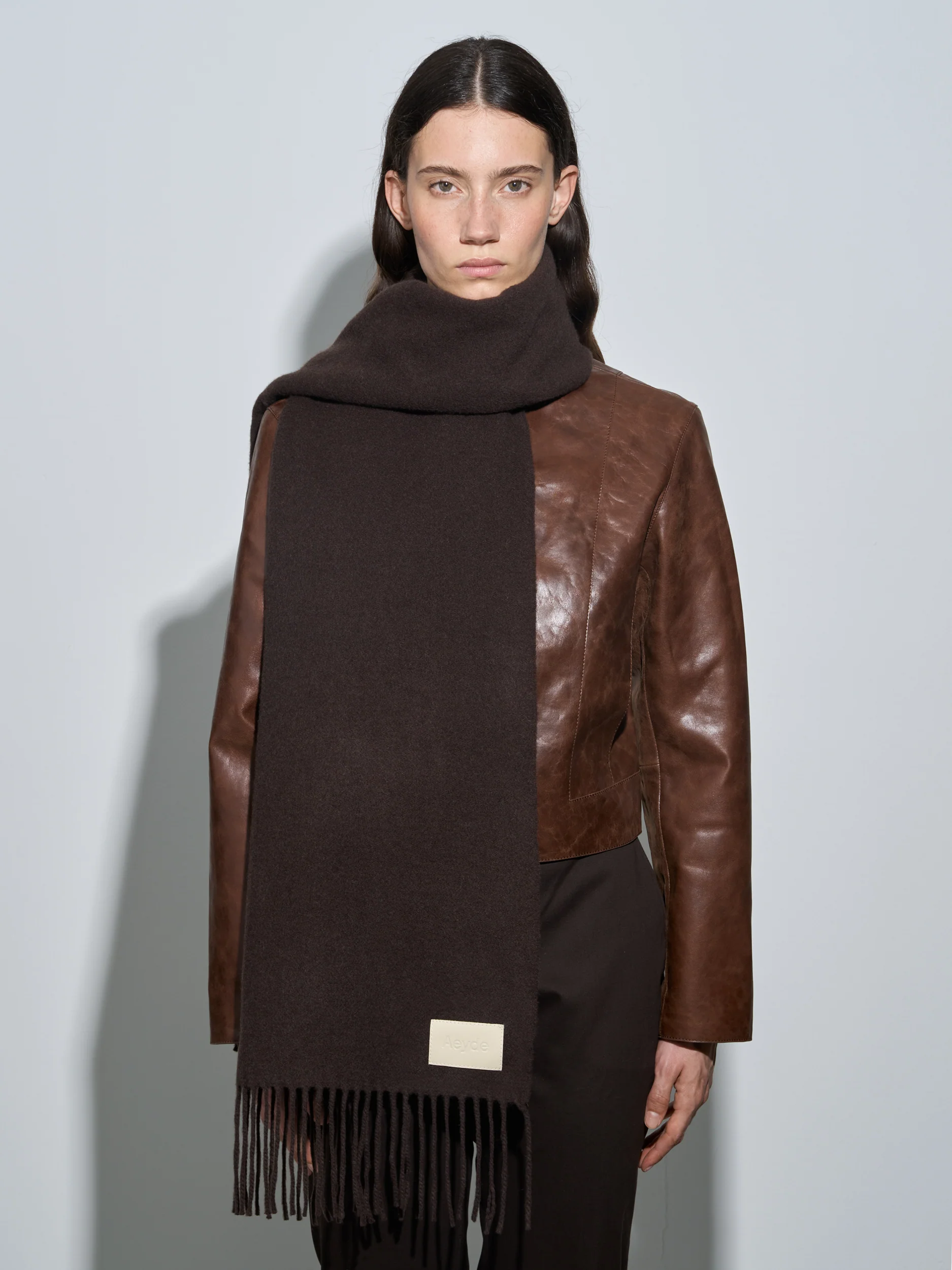 Bela Cashmere Scarf - Image 3