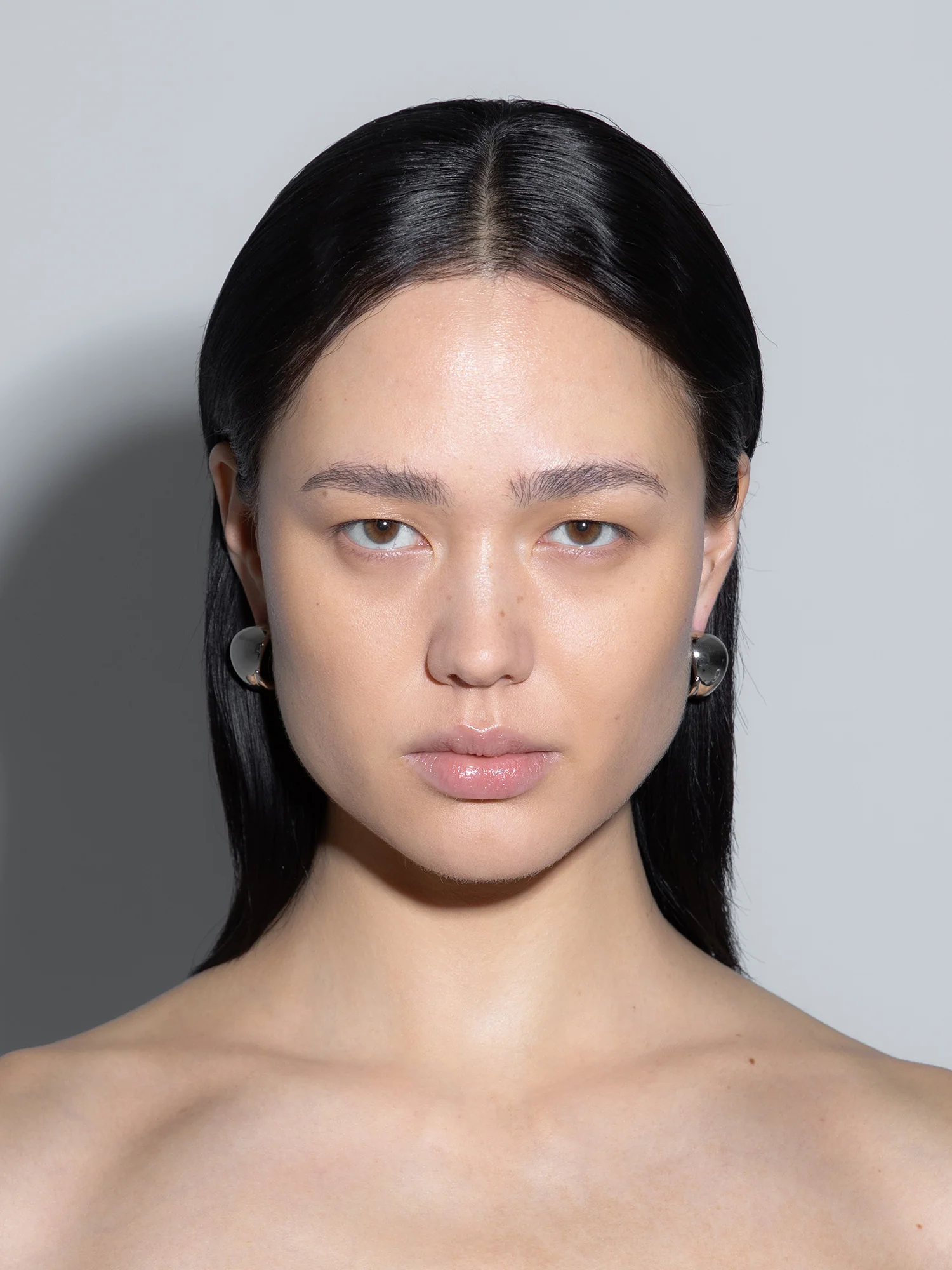 Junior Medium Palladium-Plated Earrings - Image 3