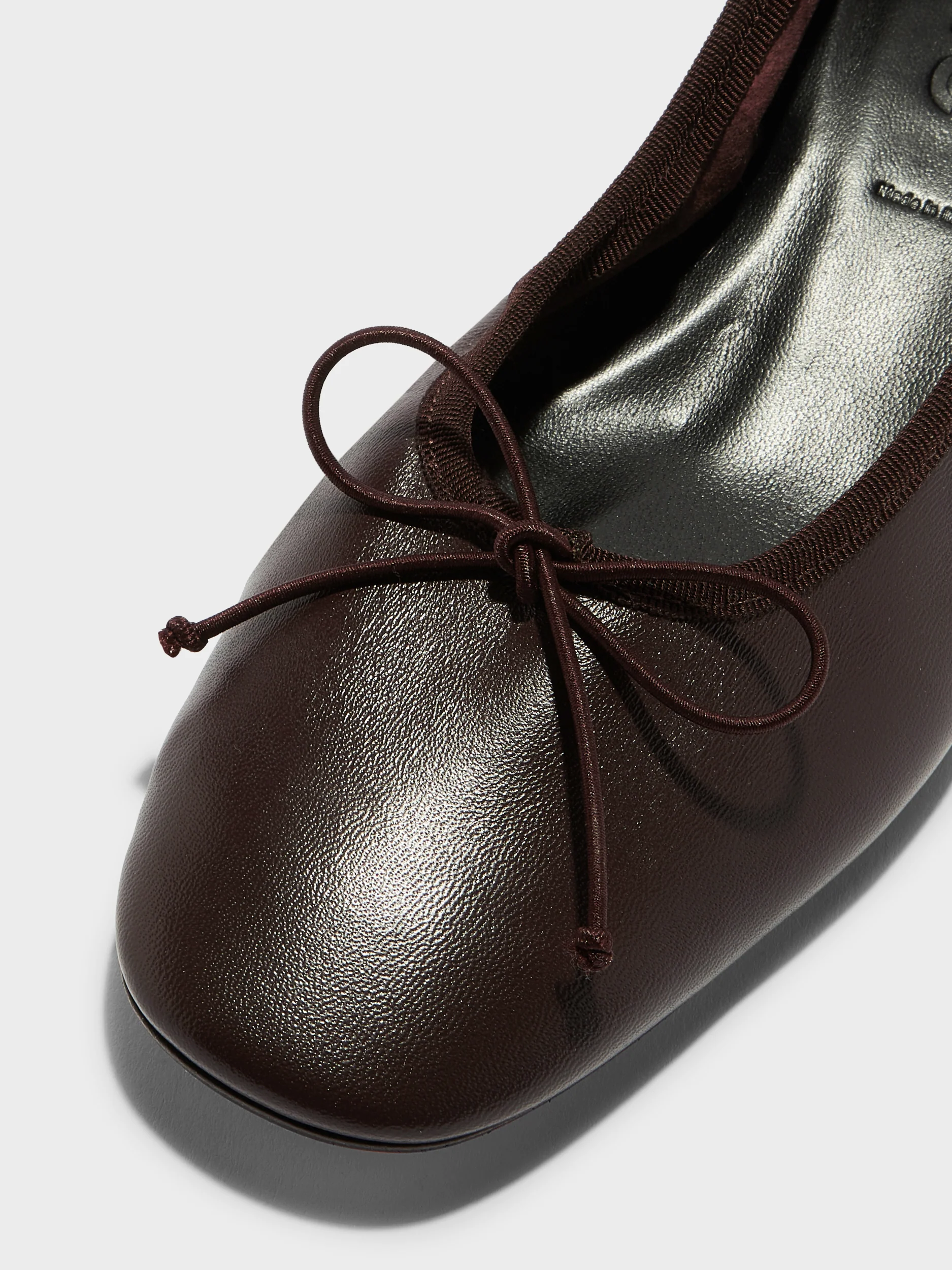 Onda Round-Toe Ballet Flats - Image 4