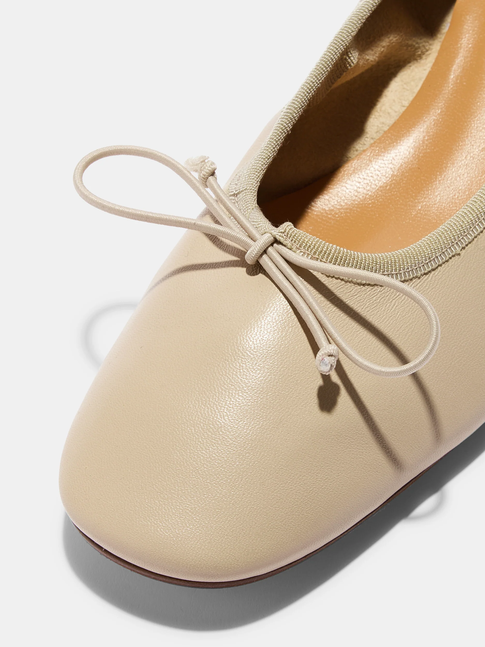 Onda Round-Toe Ballet Flats - Image 4
