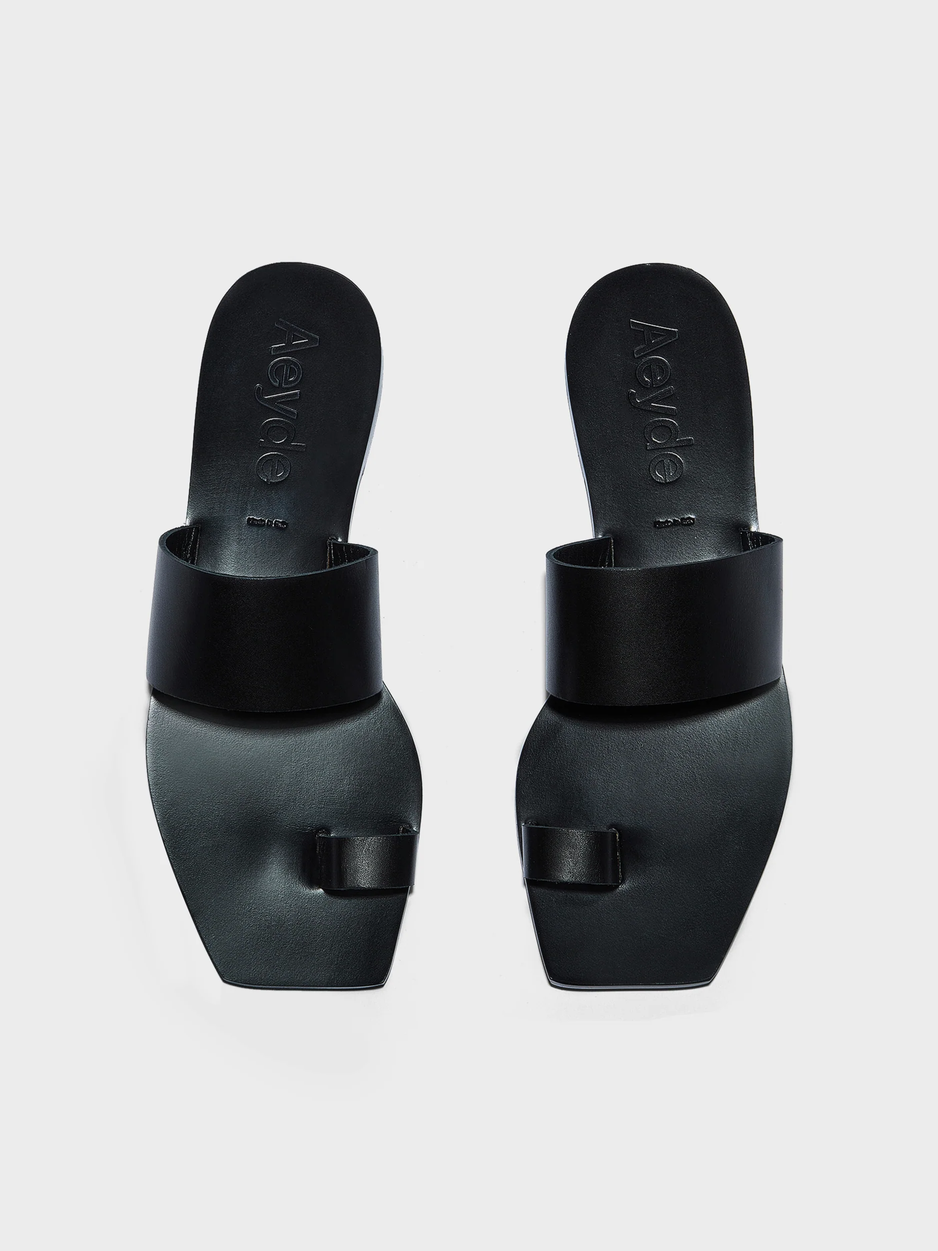 Sibel Toe-Post Sandals - Image 5